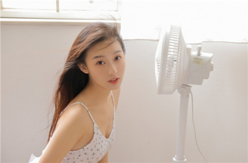 草莓.combo2.0永久无限次数观看：十分好用的播放软件