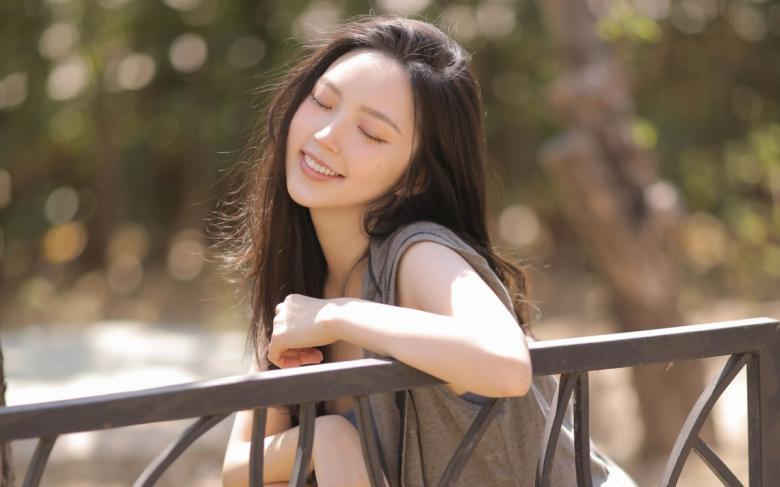 不良网站进入窗口下载软件正能量