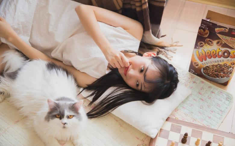 一个人免费观看视频www中文