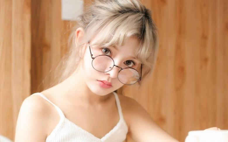 丝瓜草莓榴莲深夜释放自己18