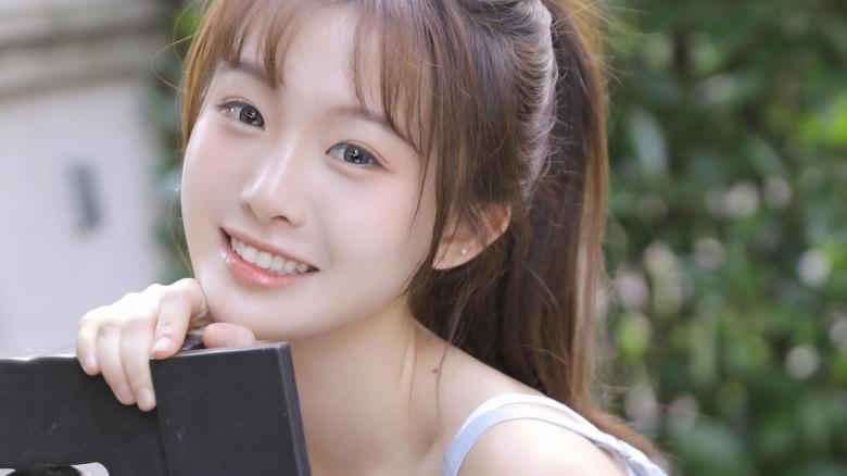 丝瓜向日葵草莓小猪鸭脖
