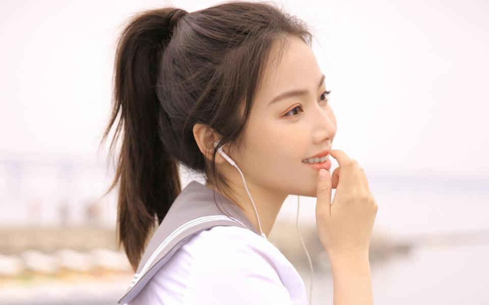 鸭脖丝瓜草莓向日葵芭比小猪