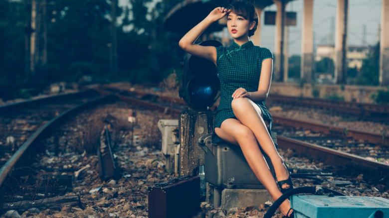 麻豆果冻国产剧情AV在线播放