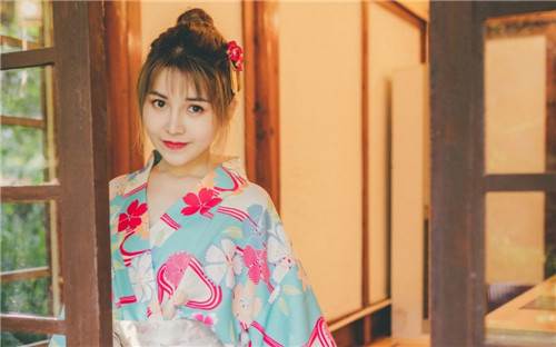 蜜柚直播无限观看:支持千层浪绿巨人无限看解锁版神器