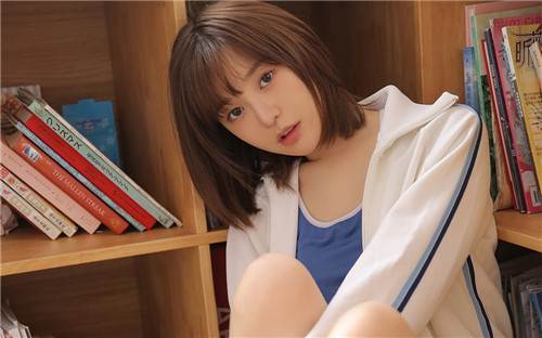 4399影视大全高清版HD:支持千层浪绿巨人无限看解锁版播放神器