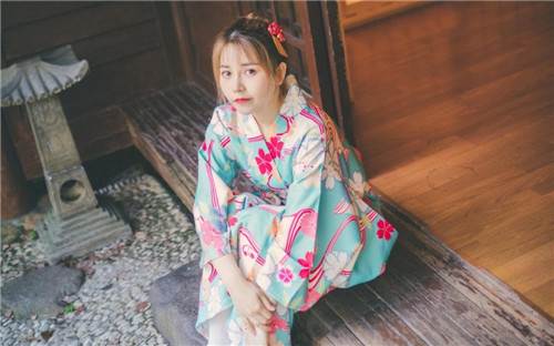 小草莓直播app:支持c2c2app冈本视频免费下载