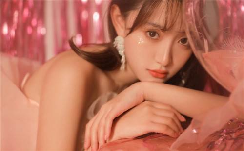 秋葵app无限观看版下载:是一款老司机用户都爱看的观影神器