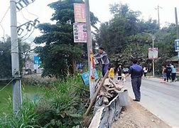 乱贴小广告手机被停