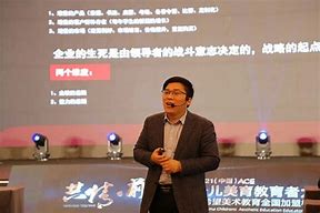 用持续的富有创意的广告不断的、悄无声息的影响